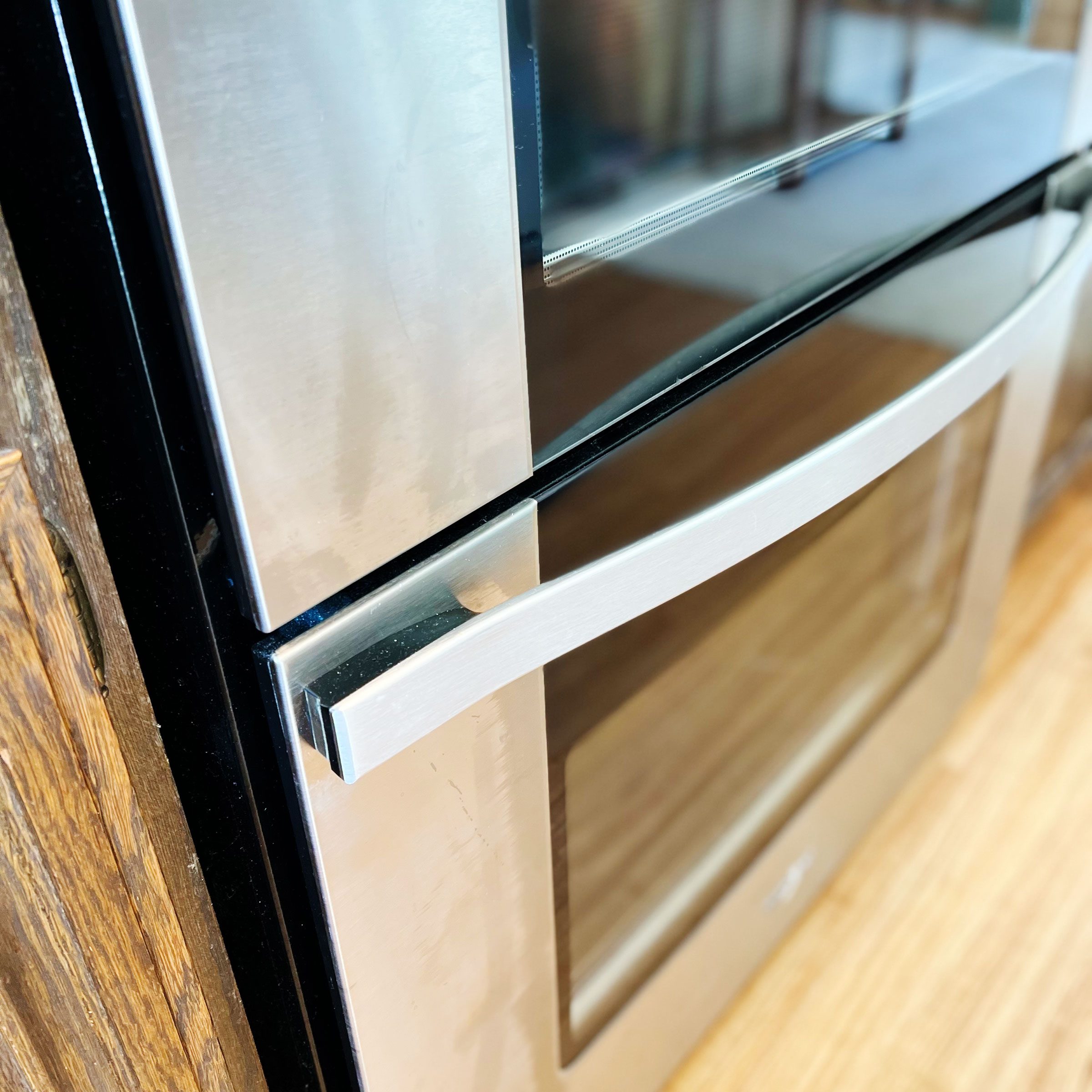 1 Minute Fix for Oven Door That Doesn’t Close All the Way