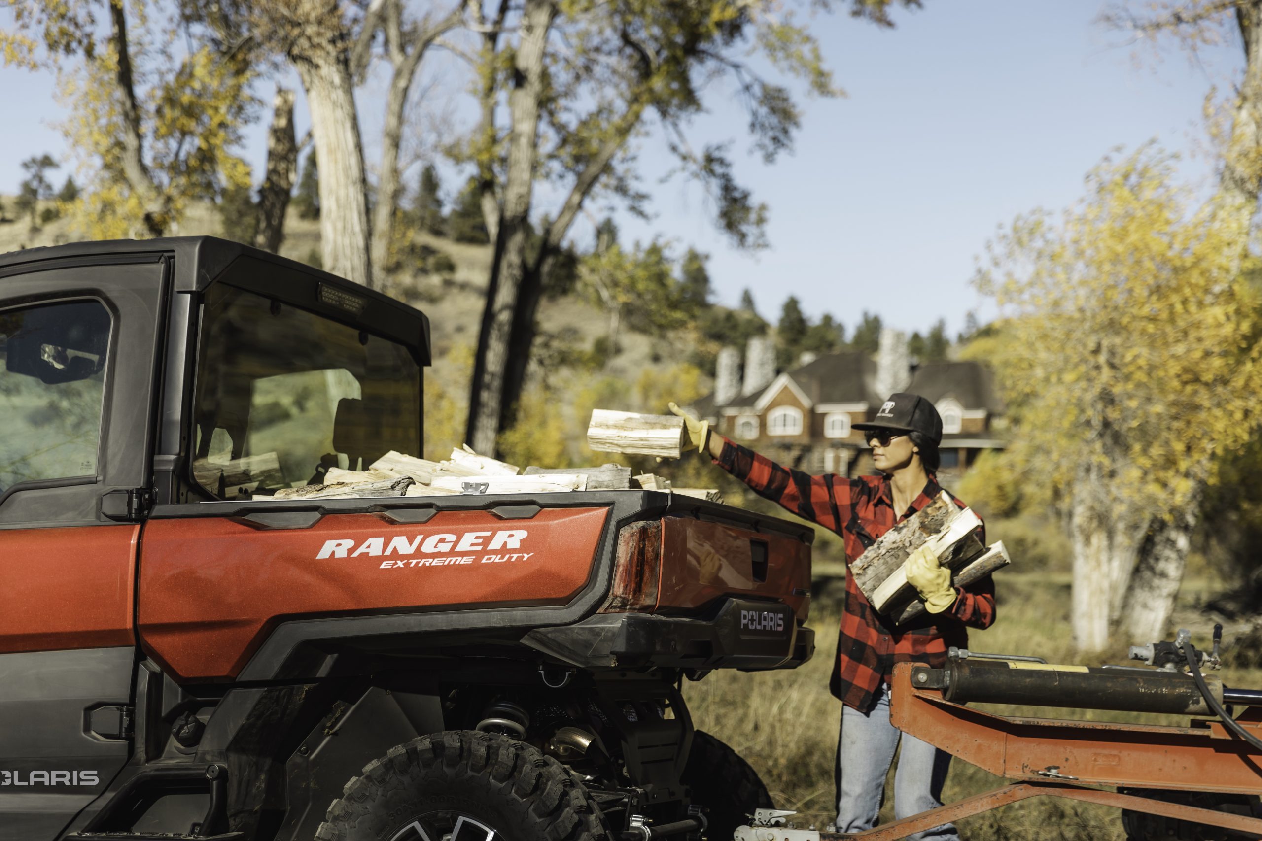2024 Rgr Xd Northstarultimate Sunsetred Image Lifestyle 4b9a0761 (1)