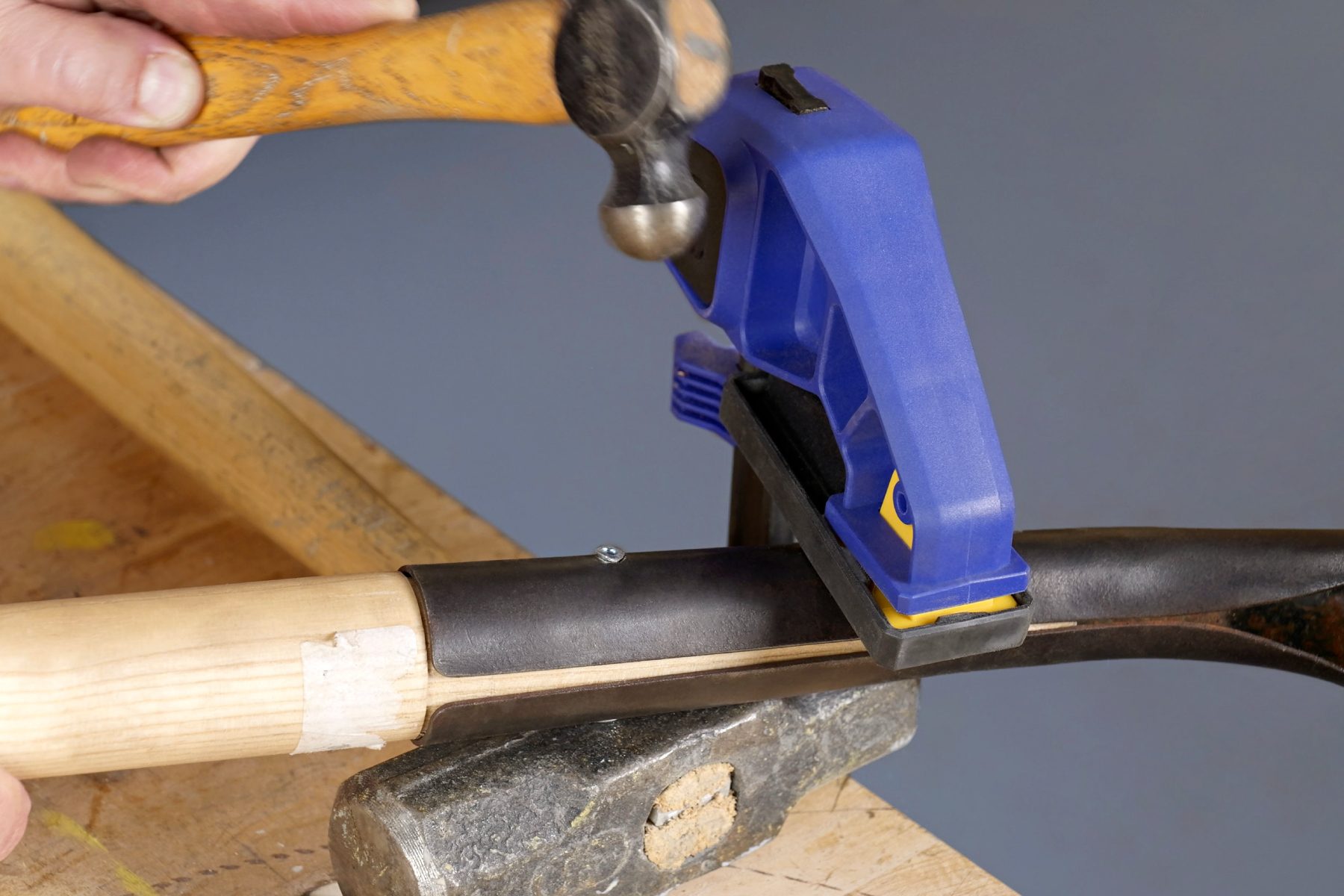 Set The Rivet